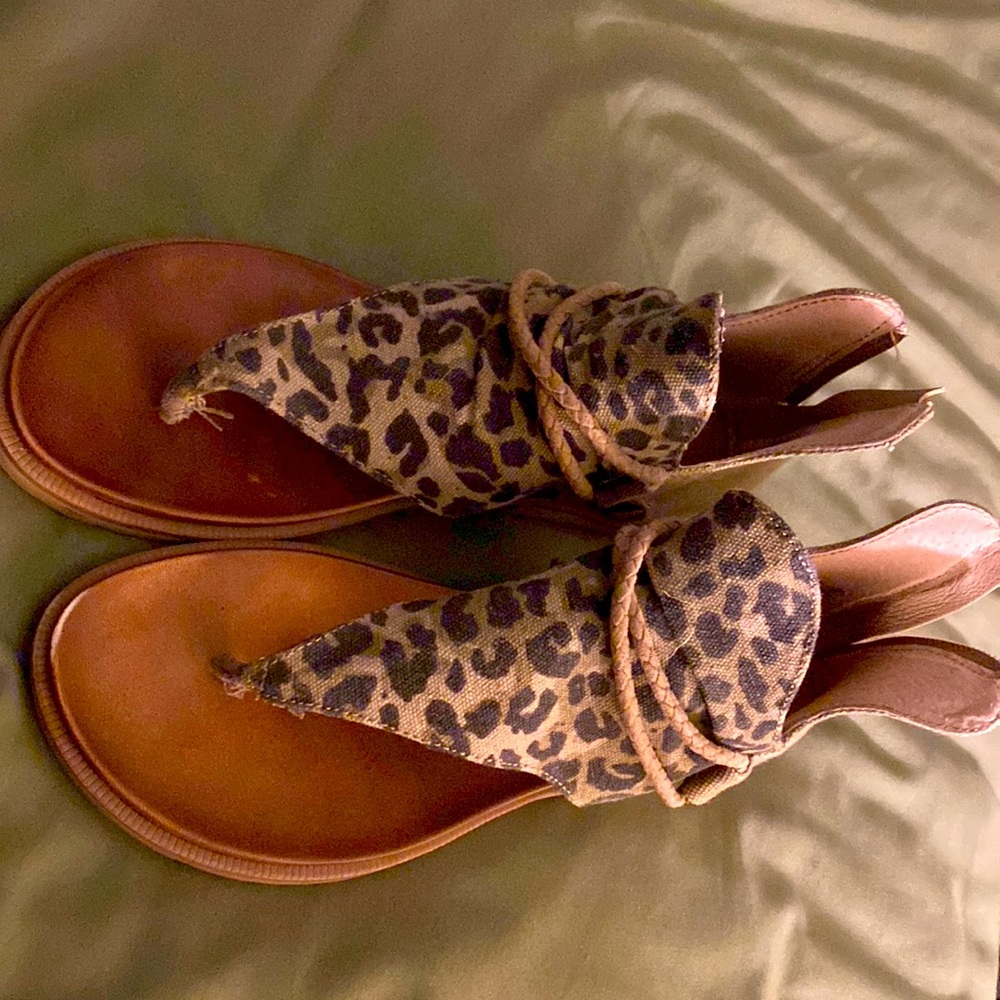 High end boutique gladiator cheetah sandal size 8